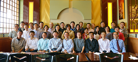 汪俊博士（1排左4），梁贵柏博士（1排左1），孙勇奎院士（1排左2），李才博士（1排中），王建锋博士（1排右1），刘建博士（1排右4），杨立虎博士（2排左1），蔡天权博士（2排左2），刘雯颖博士（2排右3）等专家合影留念