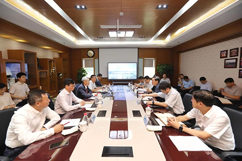 上海市委常委、浦东新区区委书记翁祖亮调研HJC黄金城平台生物医药